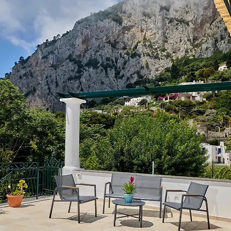 La Marilena Penthouse Apartment *